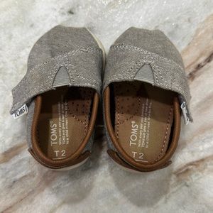 Gray Tiny Toms